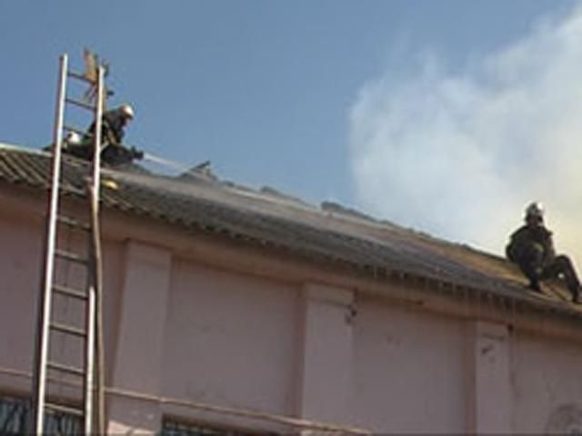 В Днепропетровске горел молитвенный дом В Днепропетровске горел молитвенный дом