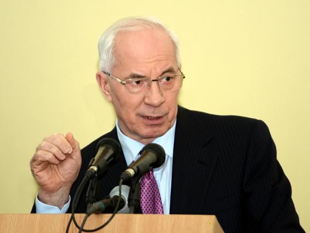 Политолог: До сентября Азаров останется в кресле премьера Политолог: До сентября Азаров останется в кресле премьера