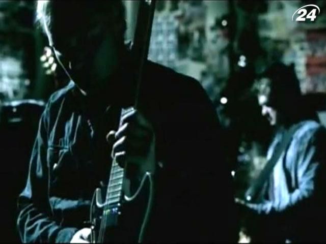 Басиста гурту 3 Doors Down звинувачують у вбивстві