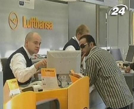 Lufthansa отменила около 1700 рейсов