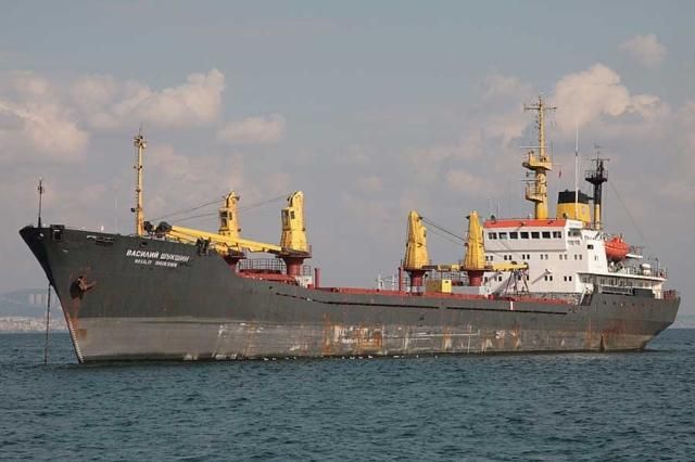 В Черном море российский корабль сел на мель