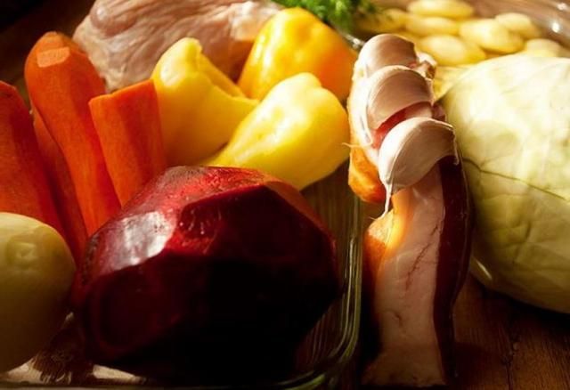 За тиждень "борщовий набір" подорожчав на 30% За тиждень "борщовий набір" подорожчав на 30%