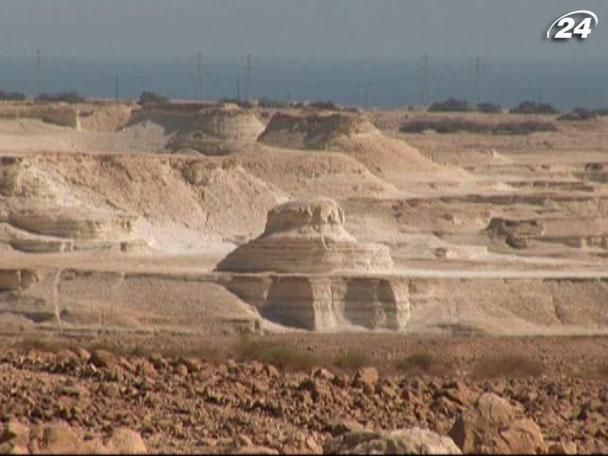 Оаза Ейн-Геді - місце паломництва царя Давида та Івана Хрестителя Оаза Ейн-Геді - місце паломництва царя Давида та Івана Хрестителя