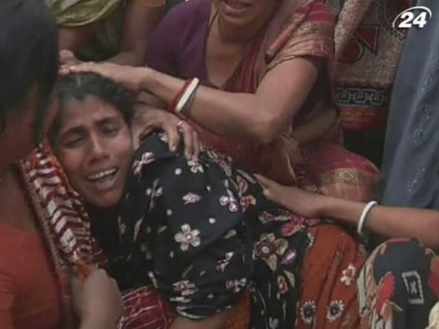 Кількість жертв обвалу 8-поверхової будівлі перевищила 200 людей Кількість жертв обвалу 8-поверхової будівлі перевищила 200 людей