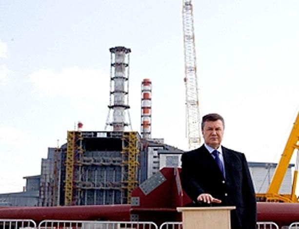 Виступ Януковича на ЧАЕС затримав журналістів в зоні підвищеної радіації на годину