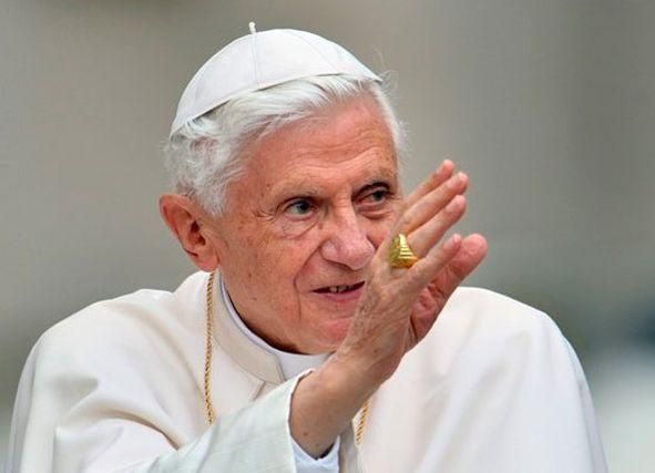 Бенедикт XVI вернется в Ватикан 1 мая
