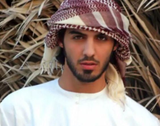 Чоловік, якого не впустили до Саудівської Аравії через красу (Відео)