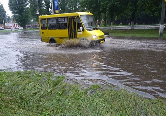 На майские праздники украинцы будут отдыхать с жарой и грозами На майские праздники украинцы будут отдыхать с жарой и грозами