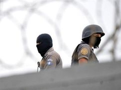 У Мексиці через заворушення в'язнів загинули щонайменше 10 людей 