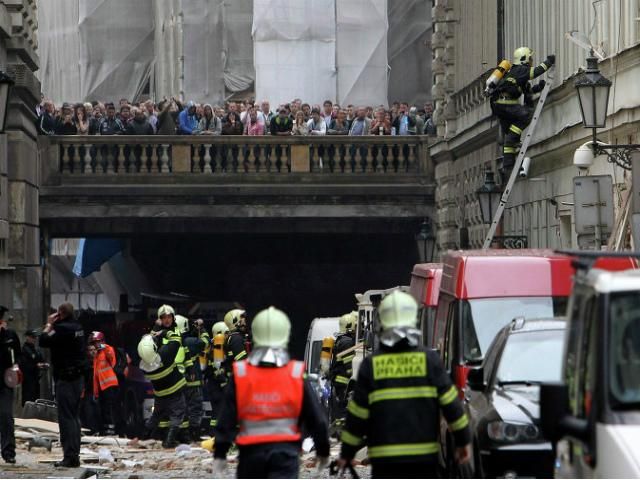 Причиной взрыва в Праге, вероятно, стал бытовой газ Причиной взрыва в Праге, вероятно, стал бытовой газ