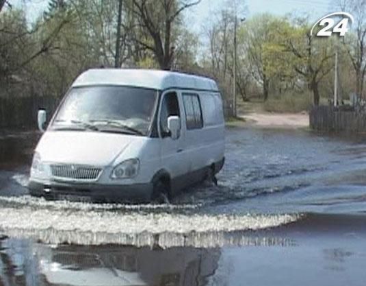 На Чернігівщині порушено транспортне сполучення з 20-ма населеними пунктами