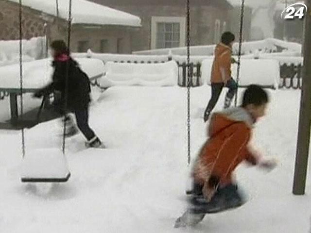 В Іспанії випало 18 сантиметрів снігу (Відео) В Іспанії випало 18 сантиметрів снігу (Відео)