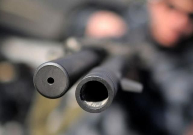 В Угорщині чоловік розстріляв свою сім'ю і вчинив самогубство В Угорщині чоловік розстріляв свою сім'ю і вчинив самогубство