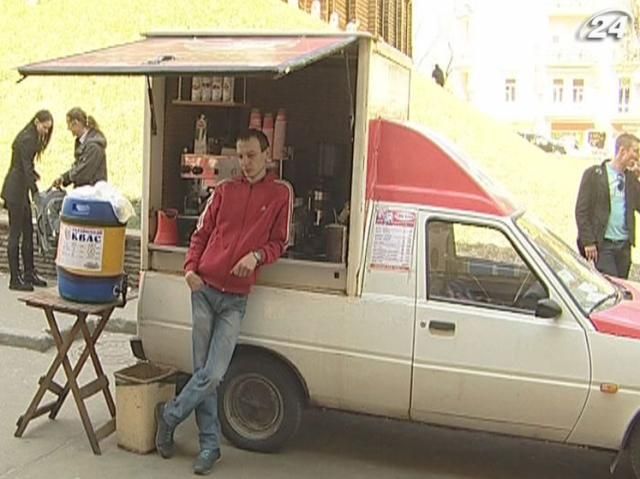 Столична влада поки не заборонятиме автокав’ярні Столична влада поки не заборонятиме автокав’ярні