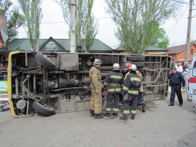 Водій маршрутки, яка перекинулася у Маріуполі, був тверезий