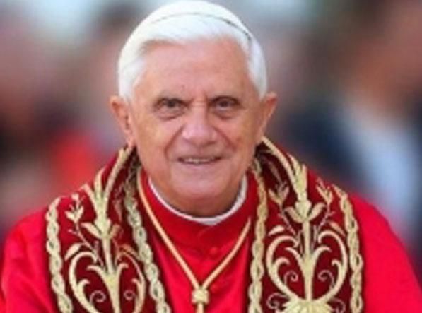 Колишній Папа повернувся до Ватикану Колишній Папа повернувся до Ватикану