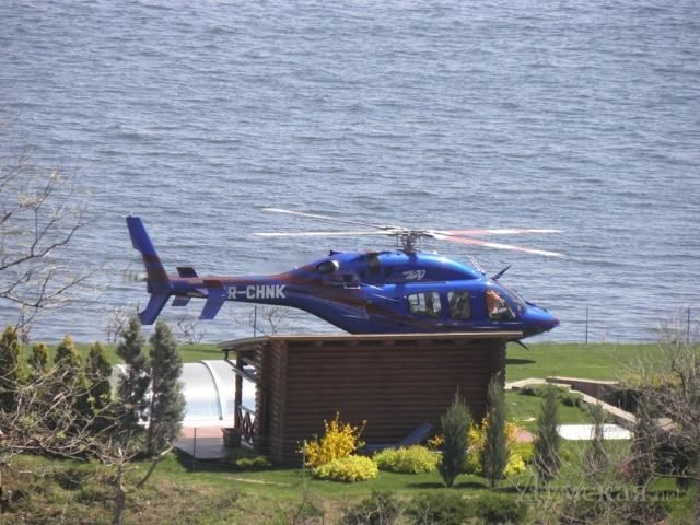 В Одесі регіонал літає на пляж на приватному вертольоті (Фото)