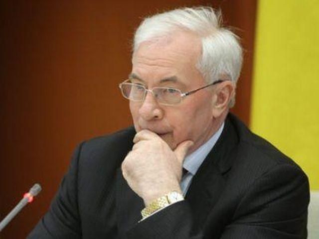 Азаров запевняє, що через Тимошенко Україна втратила 15 мільярдів євро Азаров запевняє, що через Тимошенко Україна втратила 15 мільярдів євро