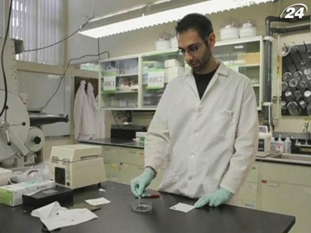 Американські науковці розробляють дешеві сонячні батареї Американські науковці розробляють дешеві сонячні батареї