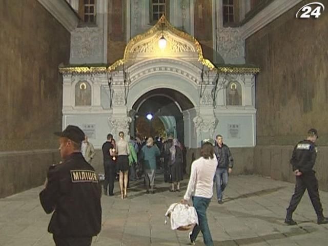 Великодня ніч в столиці пройшла спокійно, - міліція Великодня ніч в столиці пройшла спокійно, - міліція