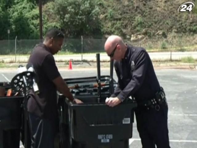 Поліція Лос-Анджелеса платить тим, хто добровільно здає зброю