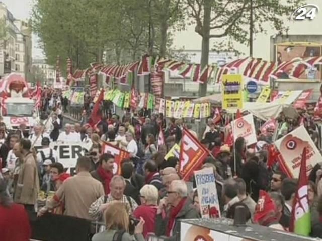 Во Франции протестуют против политики Франсуа Олланда