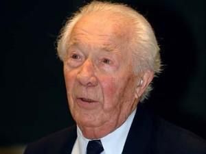 Нобелевский лауреат ушел из жизни с помощью эвтаназии Нобелевский лауреат ушел из жизни с помощью эвтаназии