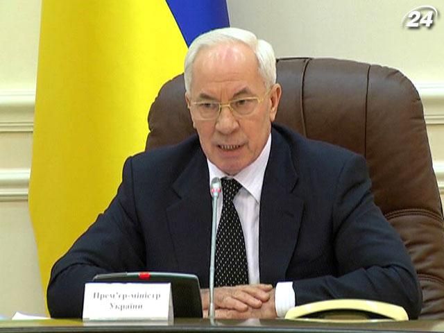 УДАРівці вимагають розпочати кримінальне провадження проти Азарова