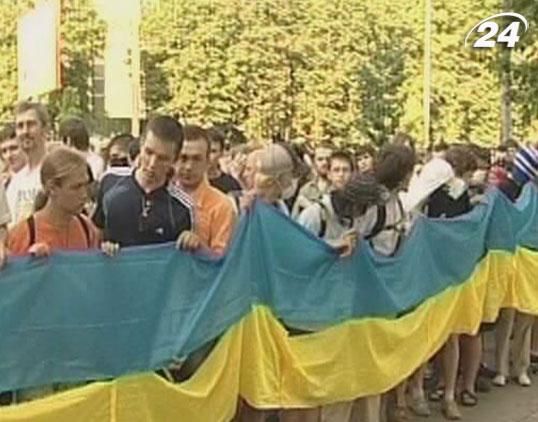 Адміністрація Президента взялась за "мирні зібрання" Адміністрація Президента взялась за "мирні зібрання"
