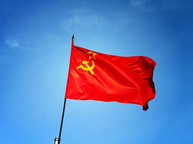 На ВР Криму встановили прапор Перемоги На ВР Криму встановили прапор Перемоги