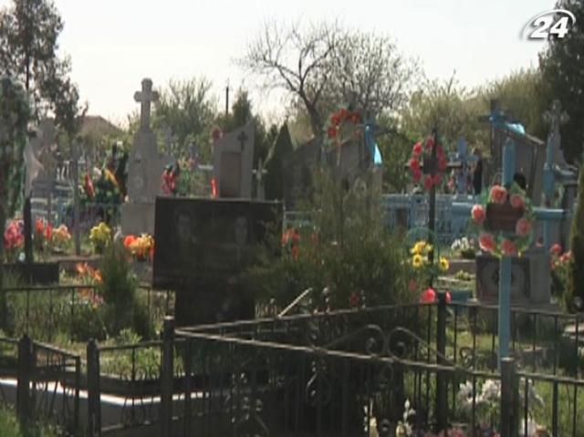 На Волыни граждане отстаивает участок под кладбище