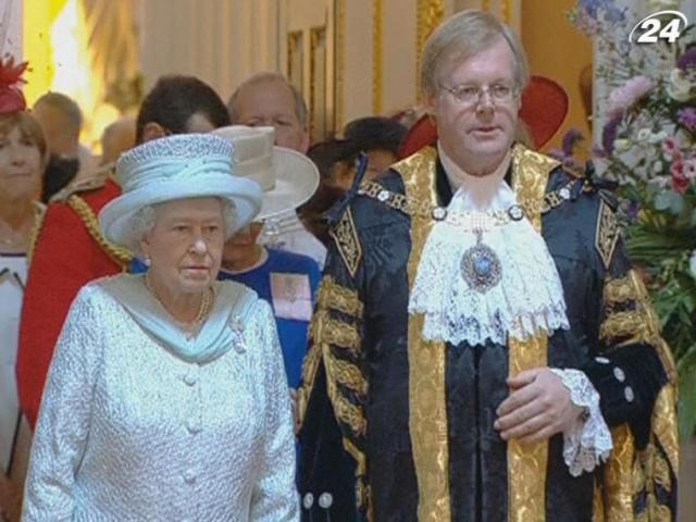 Королевский двор Великобритании увеличит расходы на 15% Королевский двор Великобритании увеличит расходы на 15%