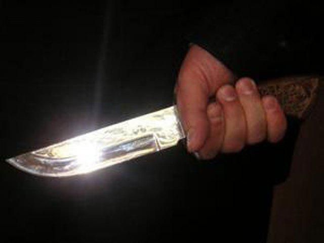 У Черкасах ножем поранили депутата від "Батьківщини" У Черкасах ножем поранили депутата від "Батьківщини"