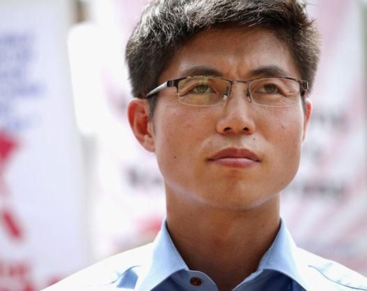 Бачив страту матері і витягав пластівці з коров'ячих відходів, - колишній в'язень КНДР Бачив страту матері і витягав пластівці з коров'ячих відходів, - колишній в'язень КНДР