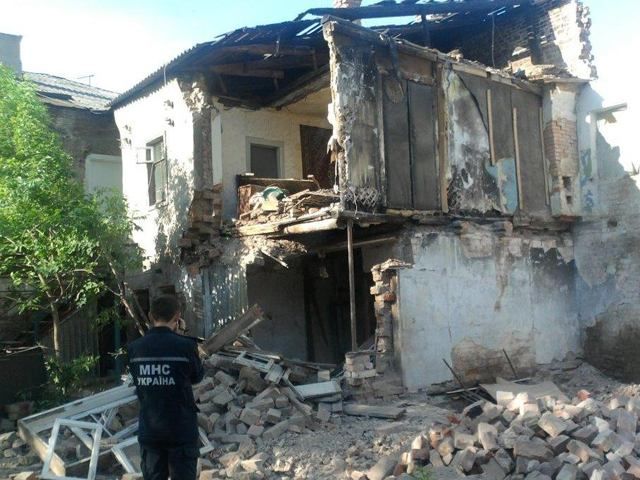 В Харькове рухнула стена пристройки жилого дома (Фото)