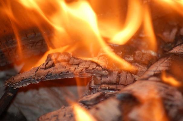 В Полтаві згорів товарний склад В Полтаві згорів товарний склад