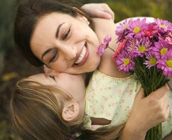 5 тысяч матерей получили звание "Мать-героиня" в честь Дня матери 5 тысяч матерей получили звание "Мать-героиня" в честь Дня матери