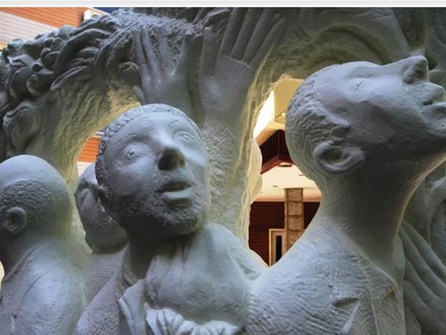 У Донецьку встановили пам’ятник Батьку (Фото) У Донецьку встановили пам’ятник Батьку (Фото)