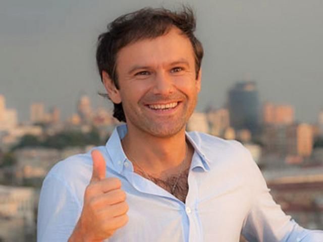 Вакарчук празднует 38-летие