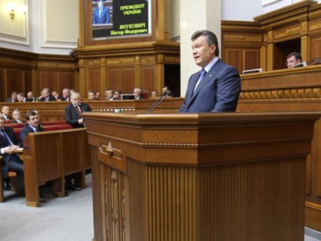 Сьогодні Янукович прийде в Раду