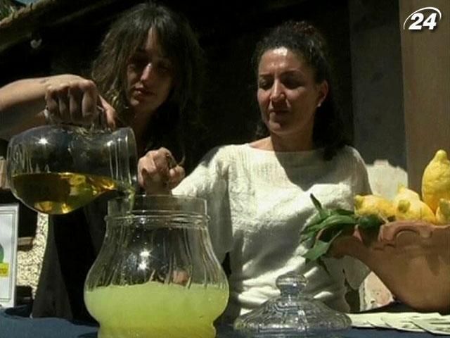 Каким должно быть настоящее итальянское лимончело (Видео)