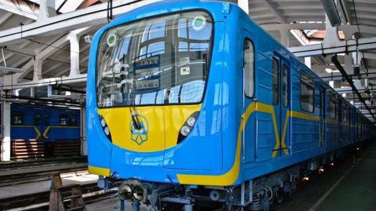 У столичній підземці з'являться потяги, схожі на космічні кораблі (Фото) У столичній підземці з'являться потяги, схожі на космічні кораблі (Фото)