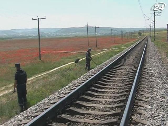 У Криму на залізниці знайшли боєприпаси