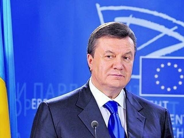 Янукович поздравил украинцев с Днем Европы