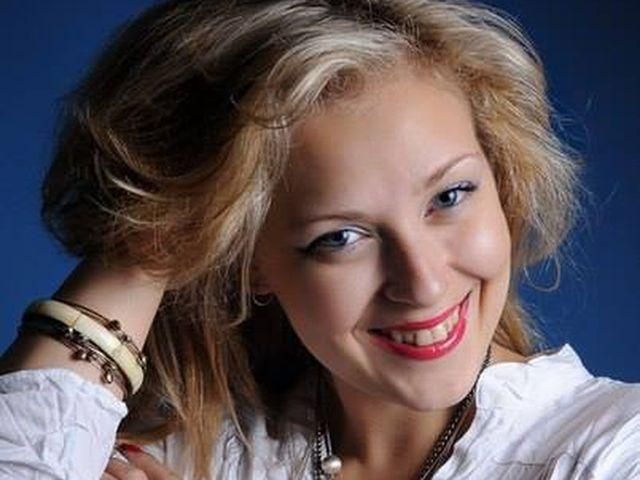 У активистки, которую милиция сняла с поезда в Киев, пробита голова У активистки, которую милиция сняла с поезда в Киев, пробита голова