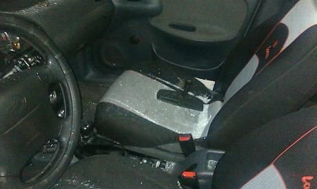 Авто заступника "Демократичного Альянсу" розтрощили невідомі (Фото) Авто заступника "Демократичного Альянсу" розтрощили невідомі (Фото)