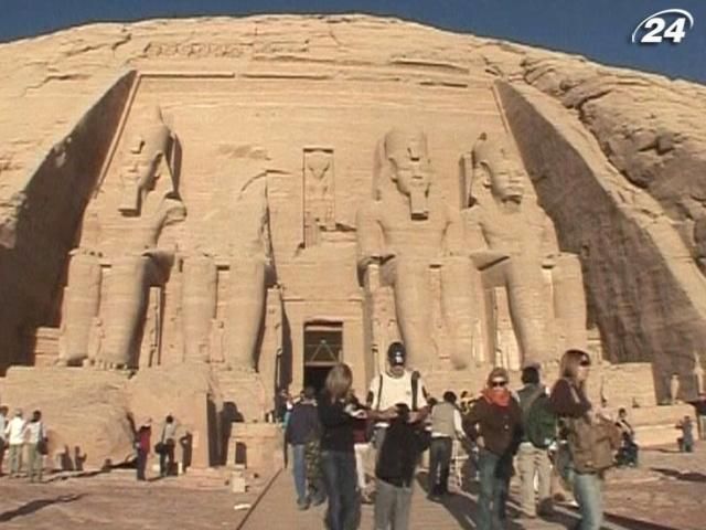 Визы в Египет подорожают на 10 долларов