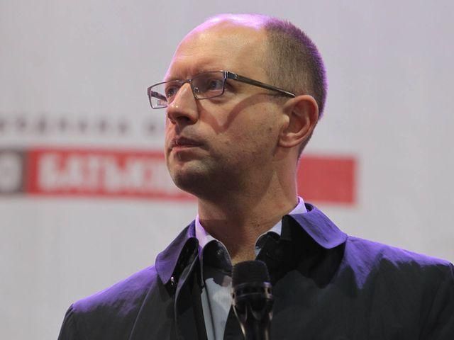Яценюк вважає, що зарано називати єдиного кандидата у президенти від опозиції Яценюк вважає, що зарано називати єдиного кандидата у президенти від опозиції