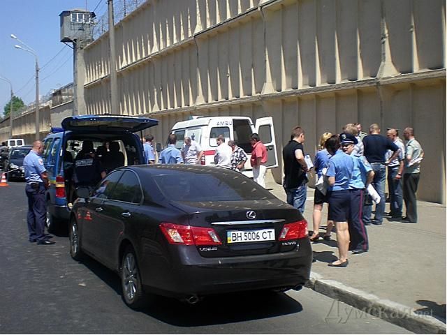  В Одесі з виправної колонії намагалися втекти 2 ув'язнених (Фото) 