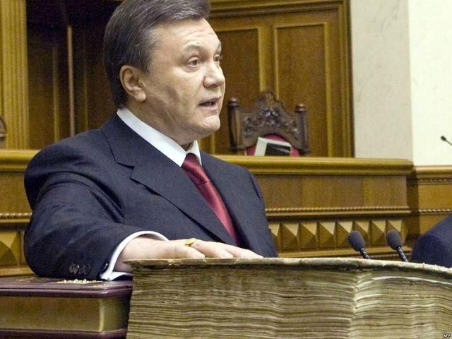 Янукович уверен, что банковская система способствует финансовой стабильности Украины